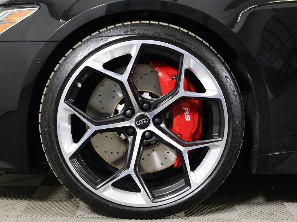 Used 2025 Mythos Black Metallic Audi 4.0T image 25