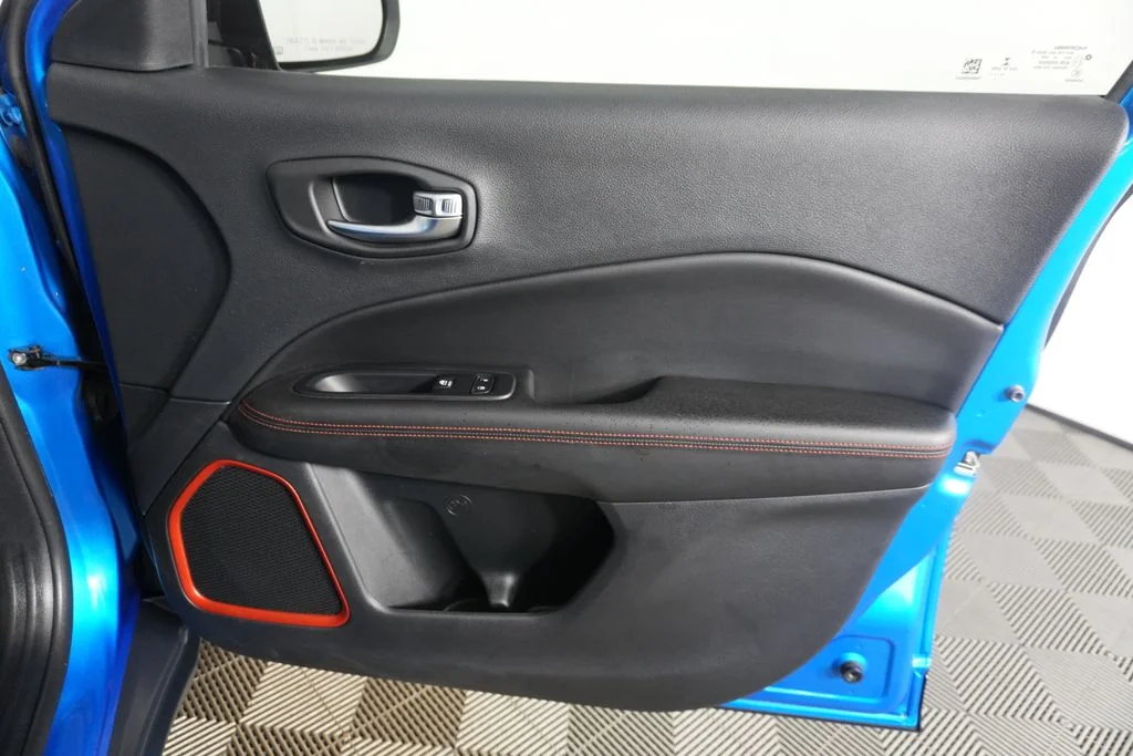Used 2020 Blue Jeep Trailhawk image 28