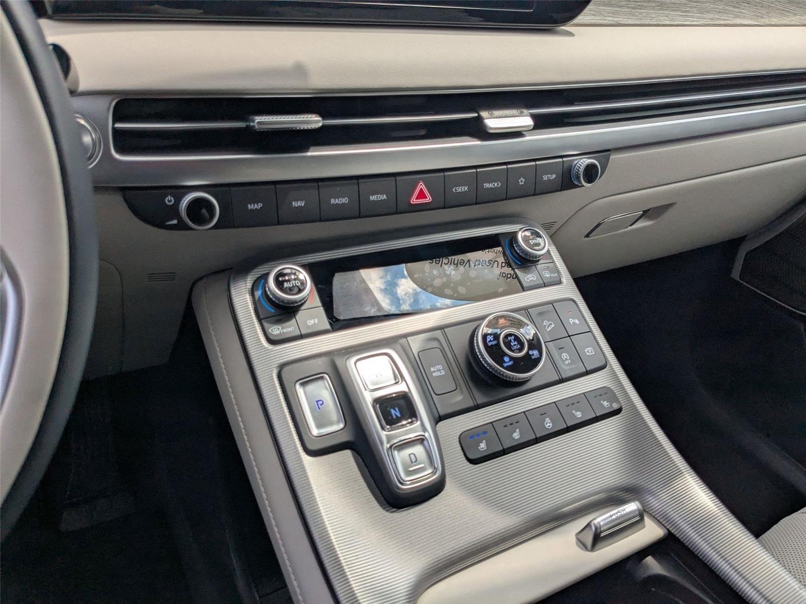 Used 2025 Abyss Black Pearl Hyundai Calligraphy image 20