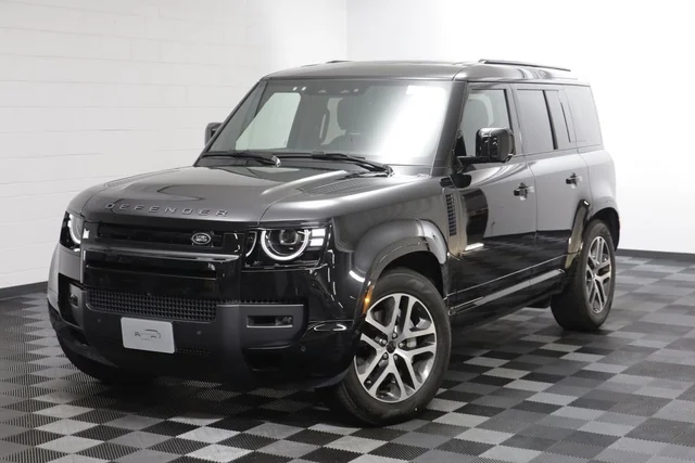 2026 Land Rover Defender 110 X-Dynamic SE