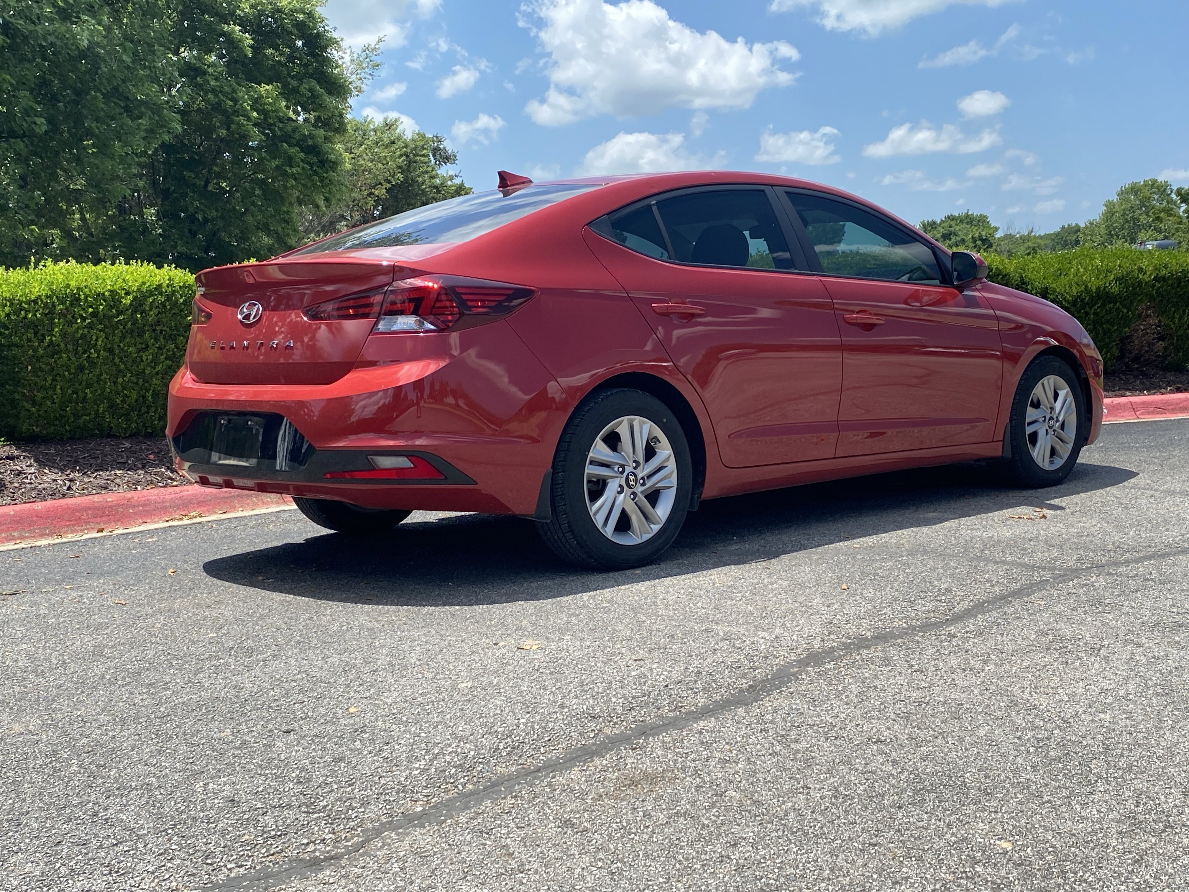 Used 2019 Scarlet Red Hyundai SEL image 3
