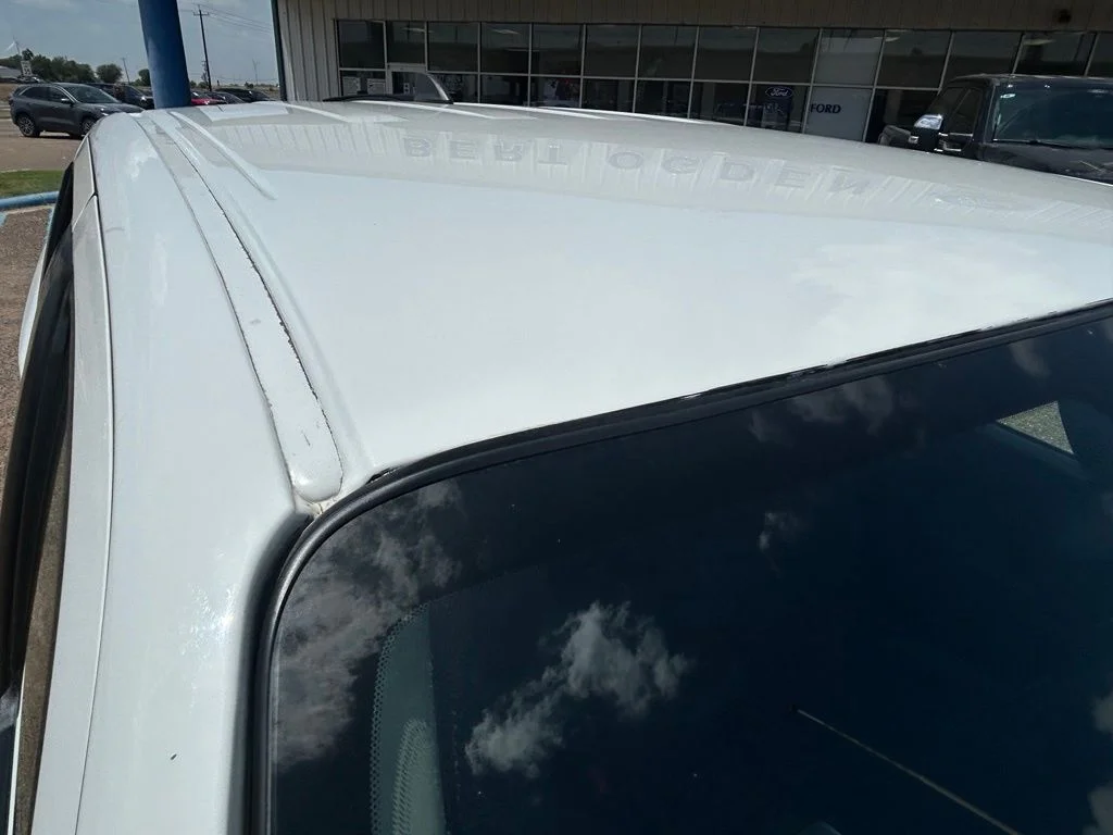 Used 2023 White Nissan S image 7
