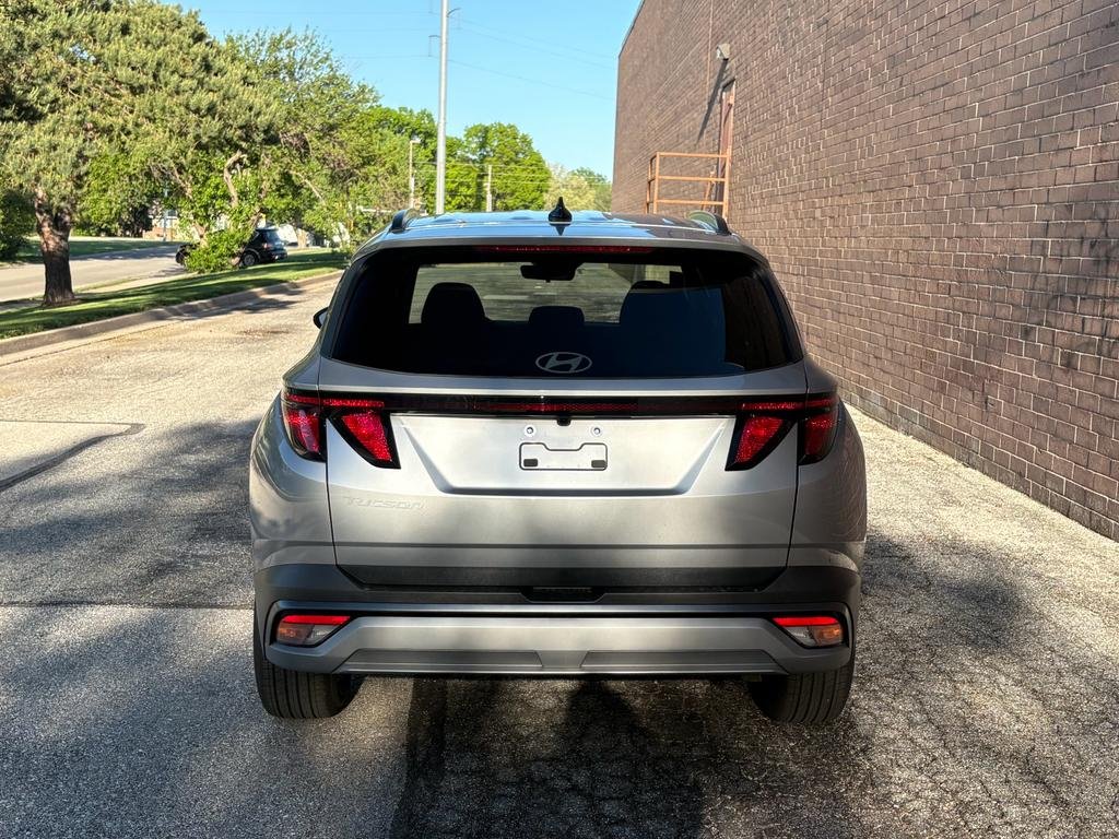 New 2026 Shimmering Silver Hyundai SEL FWD image 4