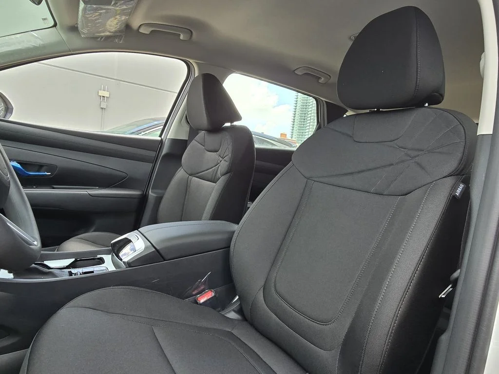 New 2026 White Hyundai SE image 14