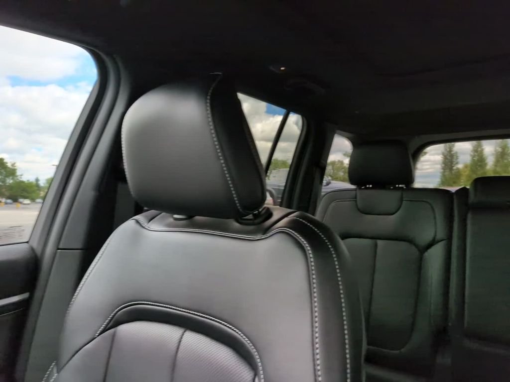 New 2026 Steel Blue Exterior Paint Jeep Limited image 23