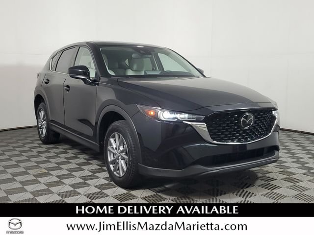 2023 Mazda CX-5 S Preferred package Auto AWD's photo