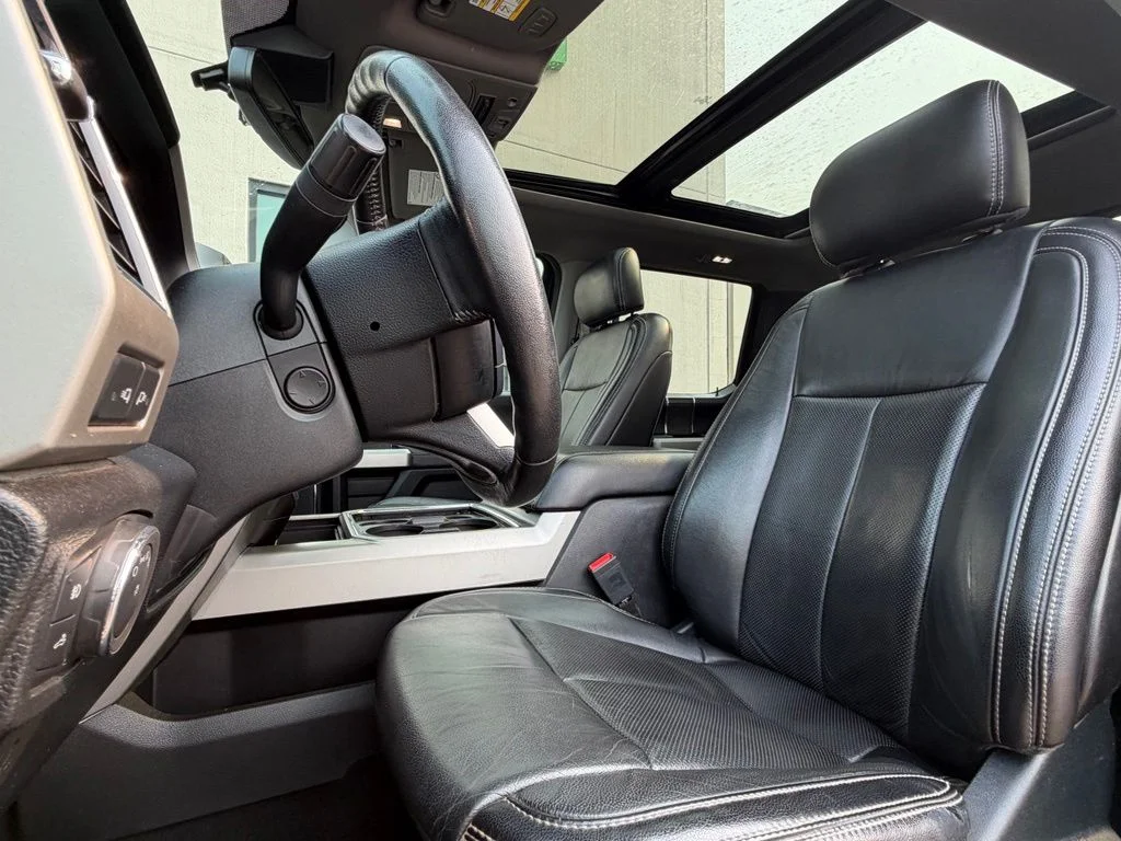 Used 2020 Black Ford Lariat image 6