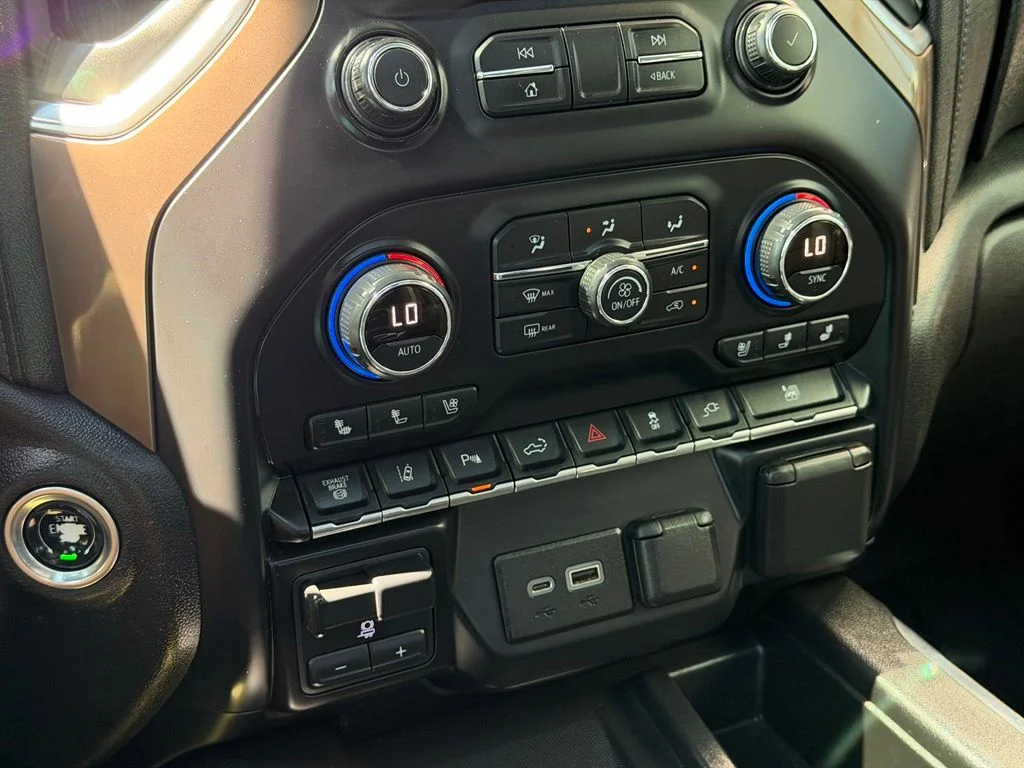 Used 2020 Black Chevrolet High Country image 14