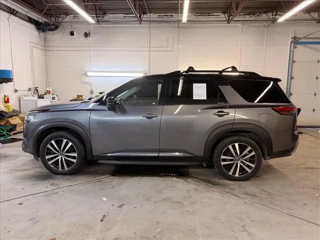 2023 Nissan Pathfinder Platinum - Photo 8