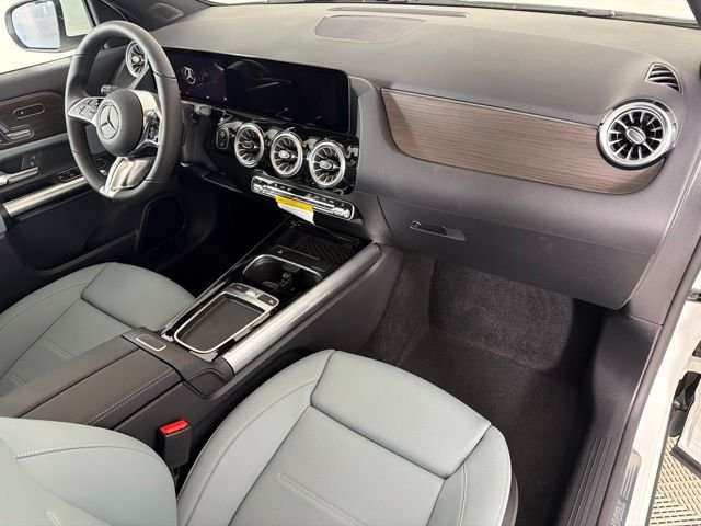 New 2026 Polar White Mercedes-Benz GLA 250 image 15