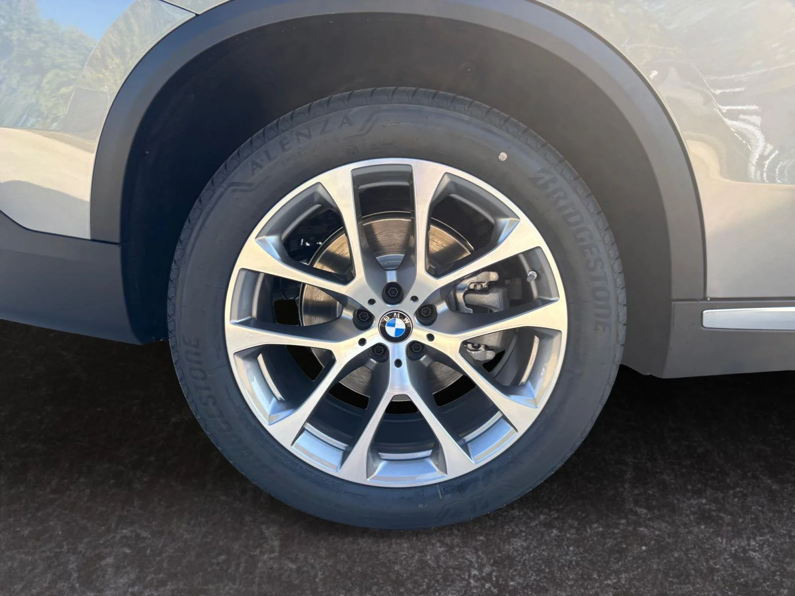 2026 BMW X5 40i - Photo 27
