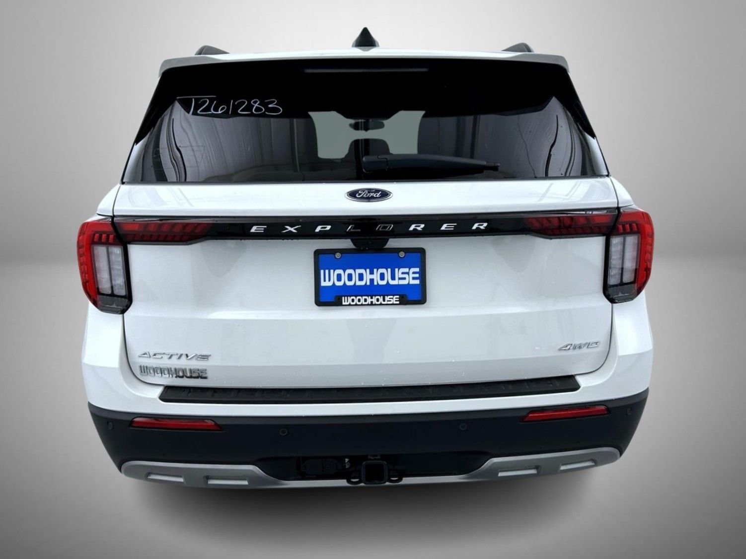 New 2026 Star White Metallic Tri-Coat Ford Active image 6