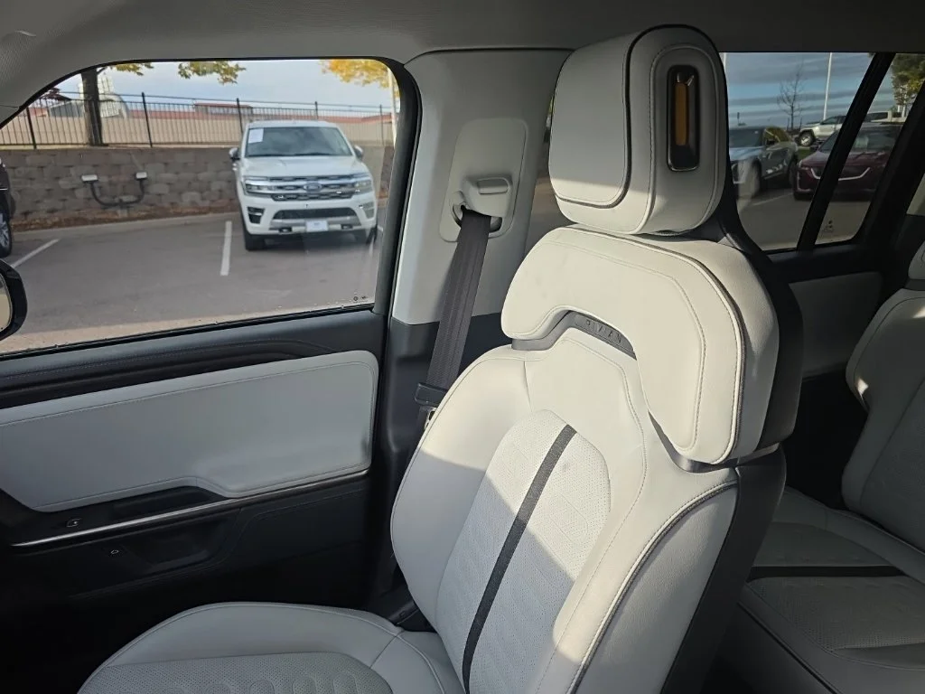 Used 2025 Glacier White Rivian Adventure Dual Motor Max Pack image 26