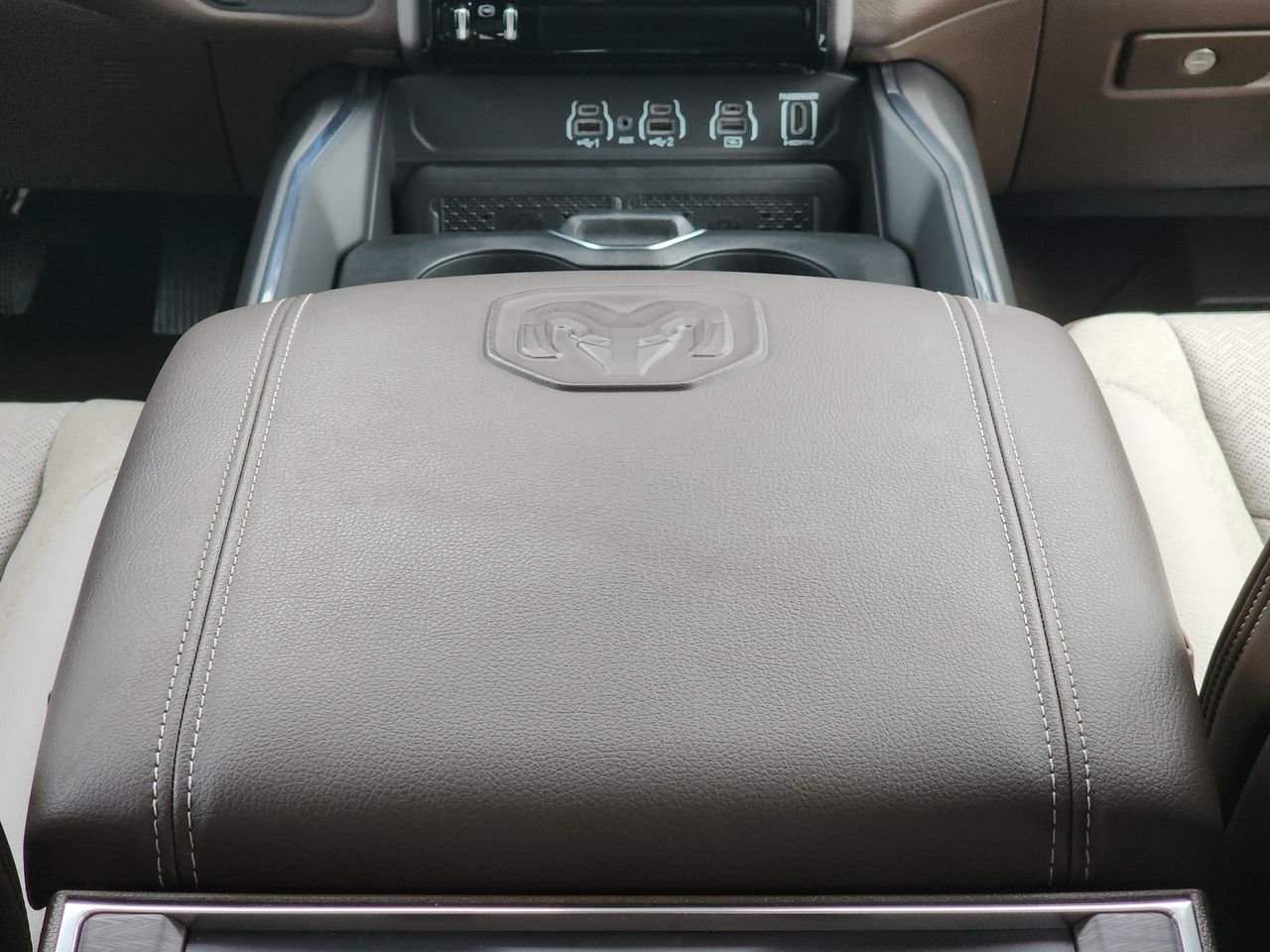 2026 RAM 1500 Laramie - Photo 21