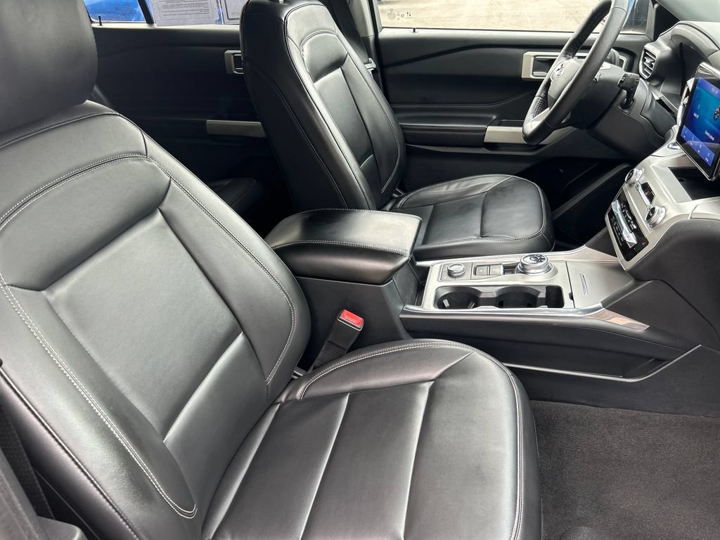 Used 2022 Green Ford XLT image 13
