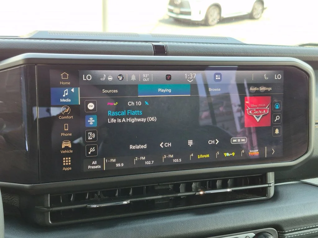 Used 2024 Gray Jeep Sahara 4xe image 16