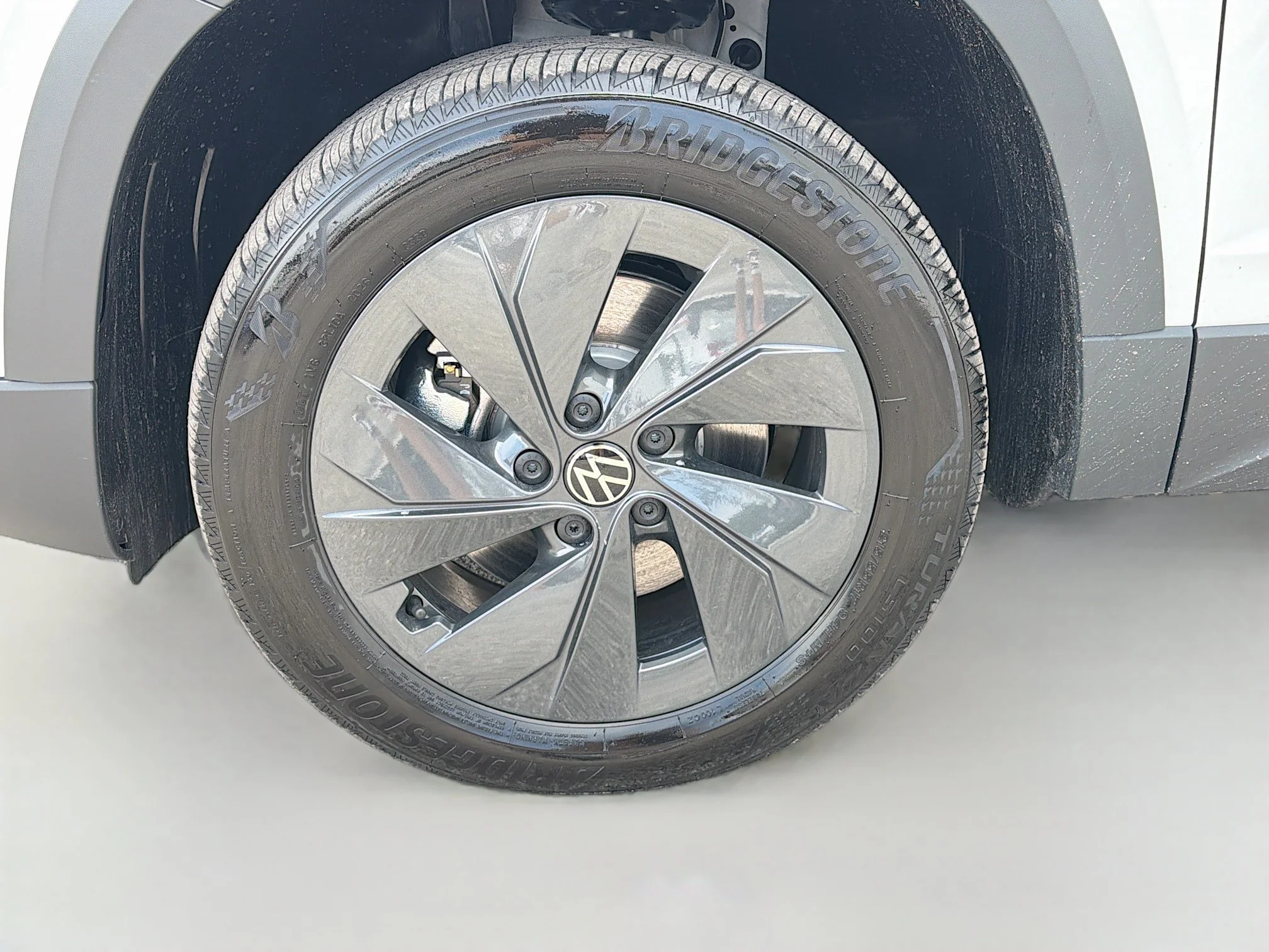 New 2026 White Volkswagen S image 38