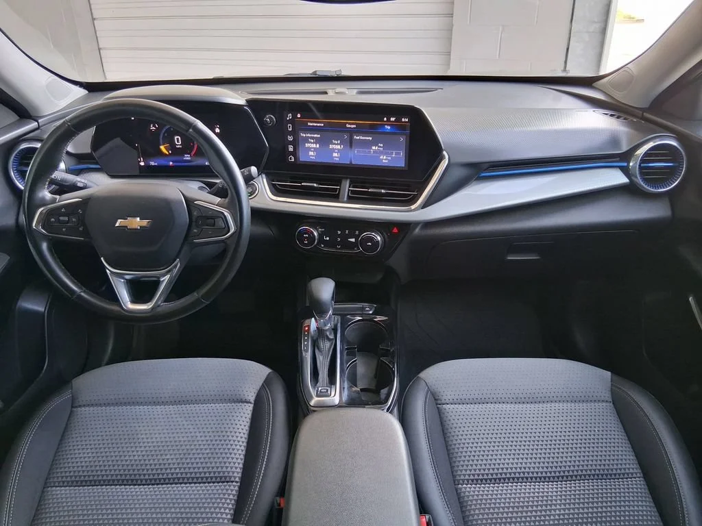 Used 2024 Sterling Gray Metallic Chevrolet LT image 9