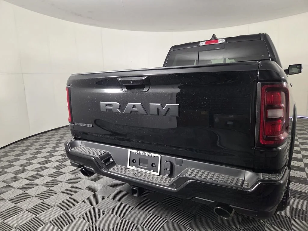 New 2026 Diamond Black Crystal Pearl-Coat Exterior Paint RAM Big Horn image 6