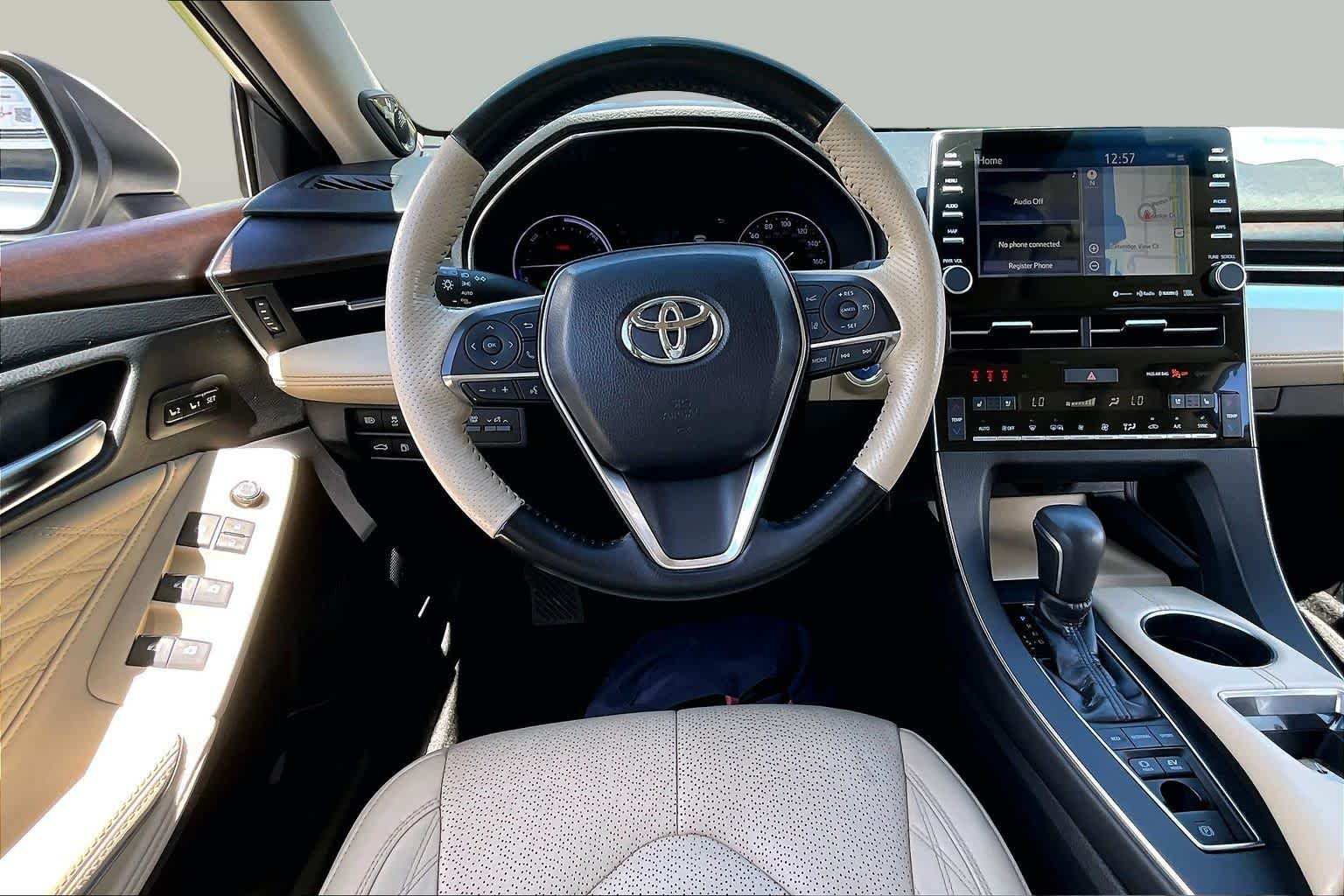 Used 2019 Wind Chill Pearl Toyota Hybrid Limited image 6
