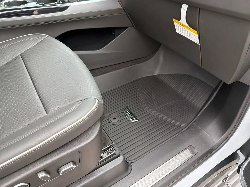 2026 Cadillac Escalade ESV Sport - Photo 40