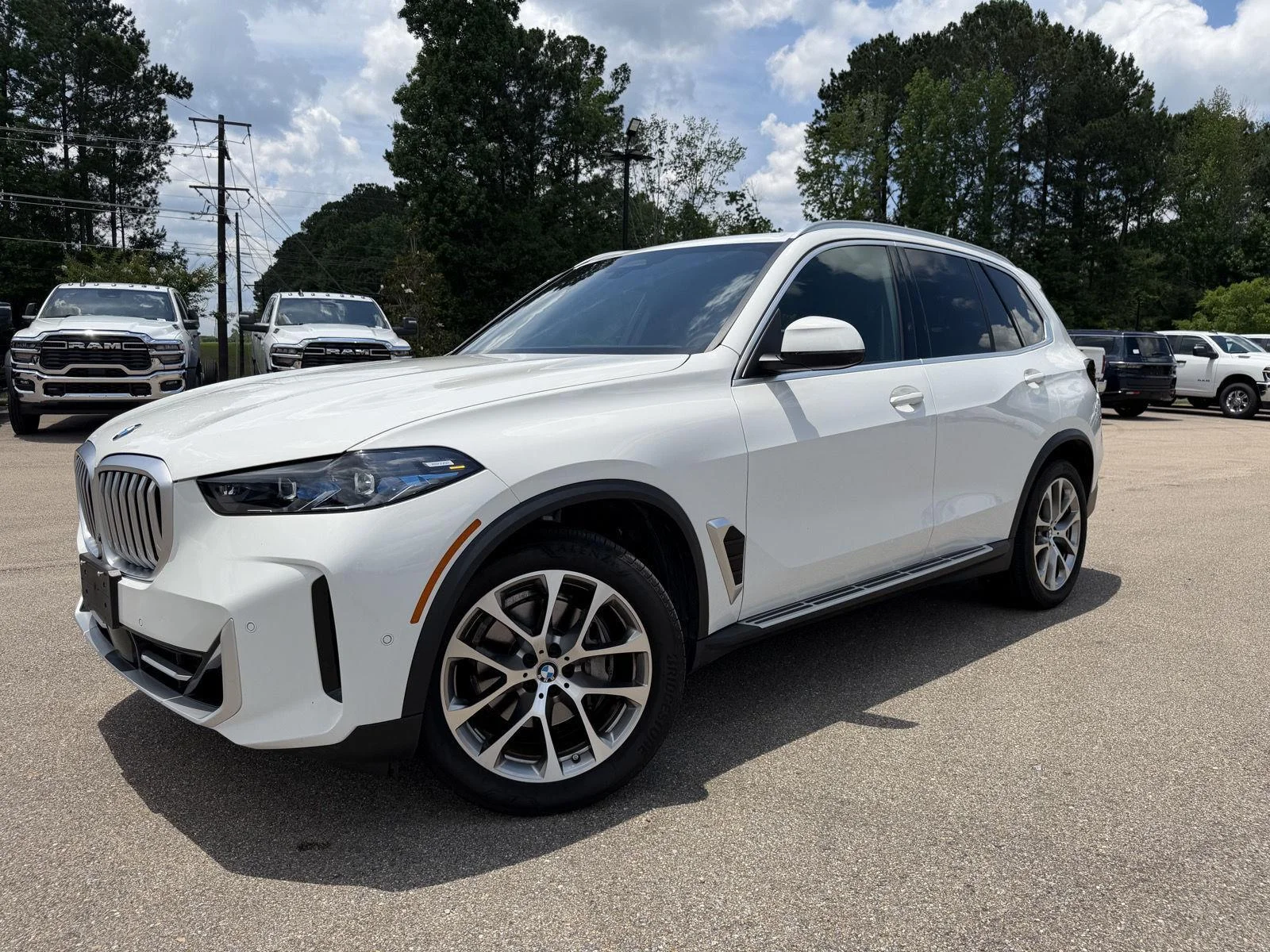 2026 BMW X5 sDrive40i's photo