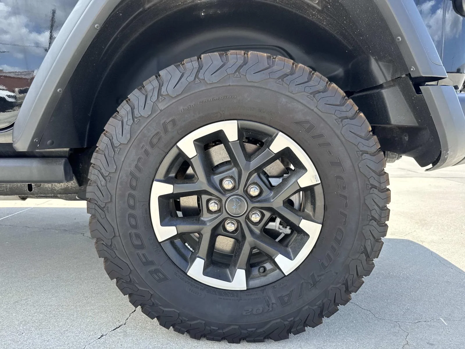 Used 2025 Black Clearcoat Jeep Rubicon 4x4 image 4