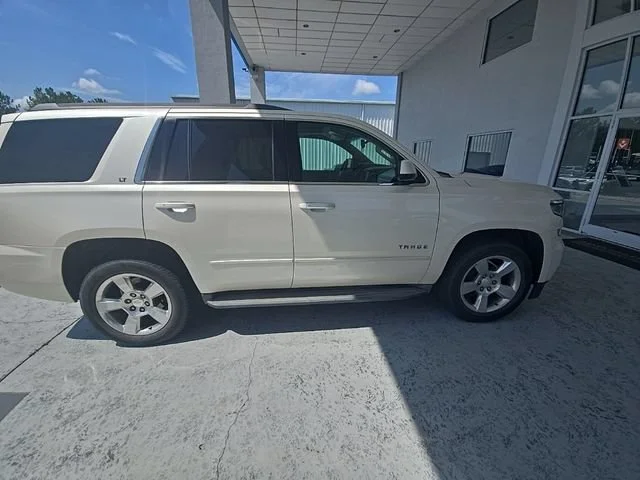 Used 2015 WHITE DIAMOND TRICOAT Chevrolet LT image 10