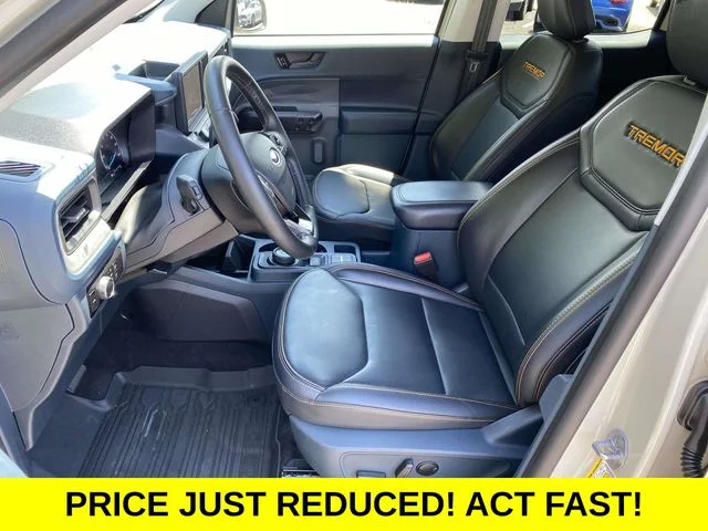 Certified Used 2024  Ford Lariat image 18