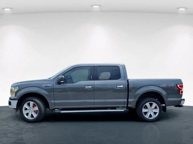 Used 2018 Gray Ford XLT image 16