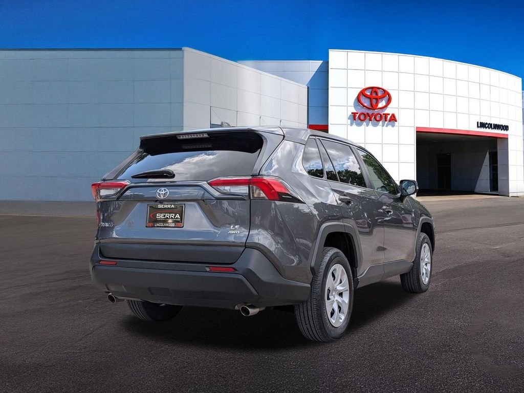 2023 Toyota RAV4 LE - Photo 10