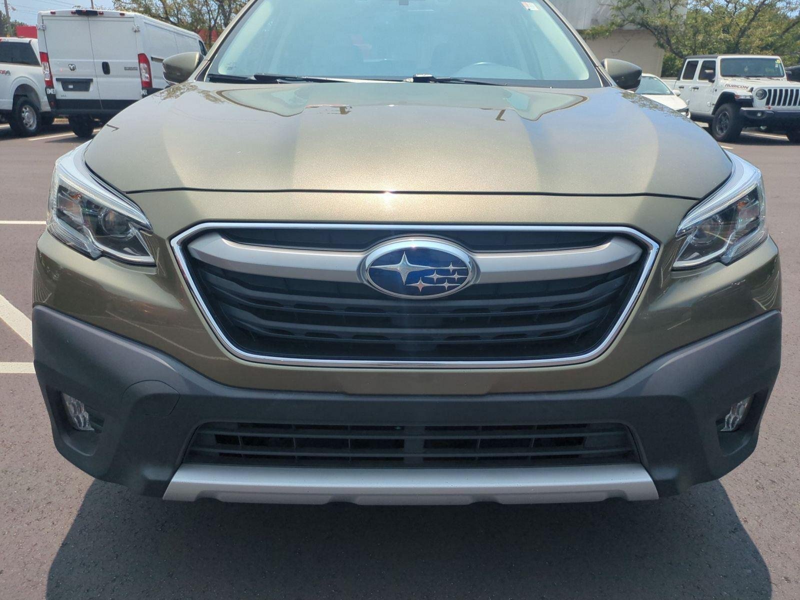 Used 2022 Autumn Green Metallic Subaru Limited image 14