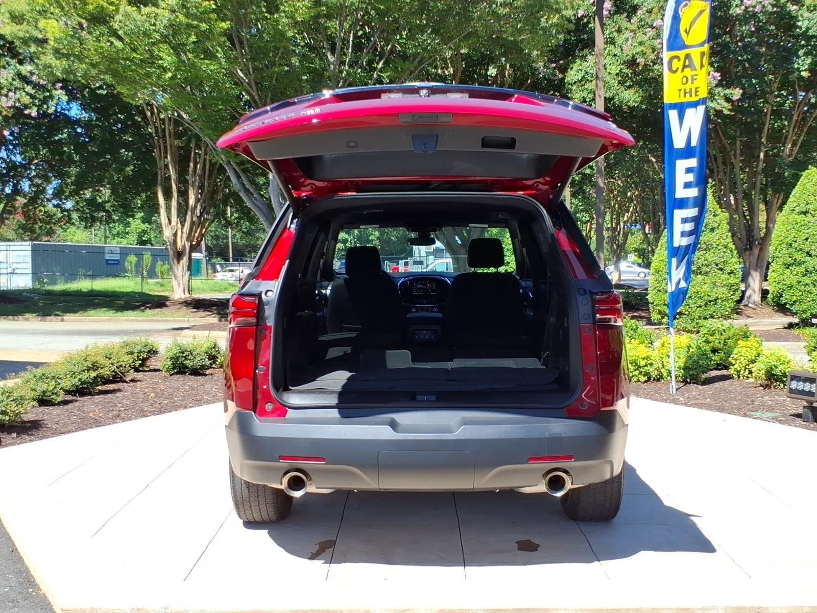 Used 2023 Radiant Red Tintcoat Chevrolet LT Cloth image 29