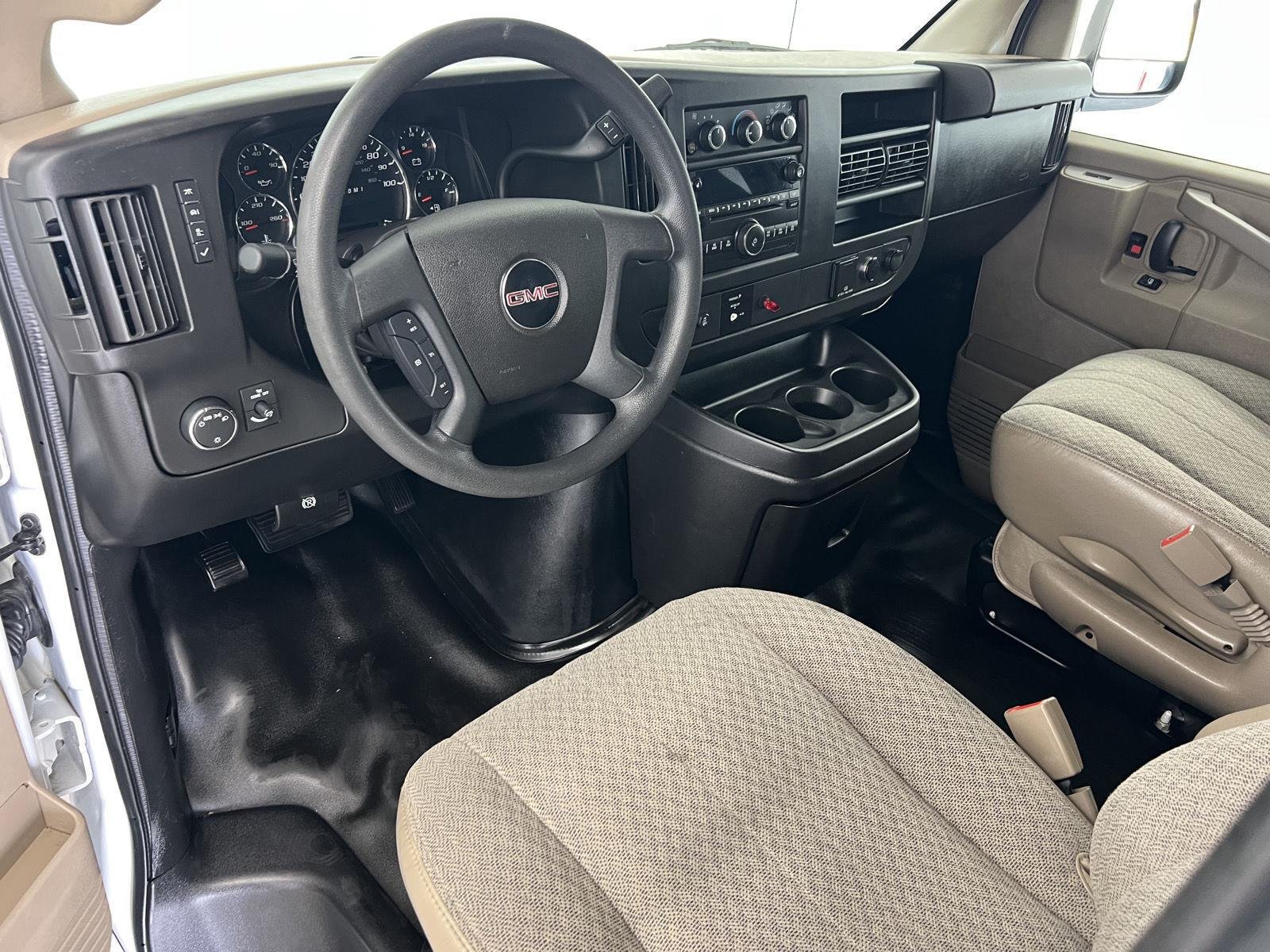 Used 2018 Summit White GMC Work Van image 13