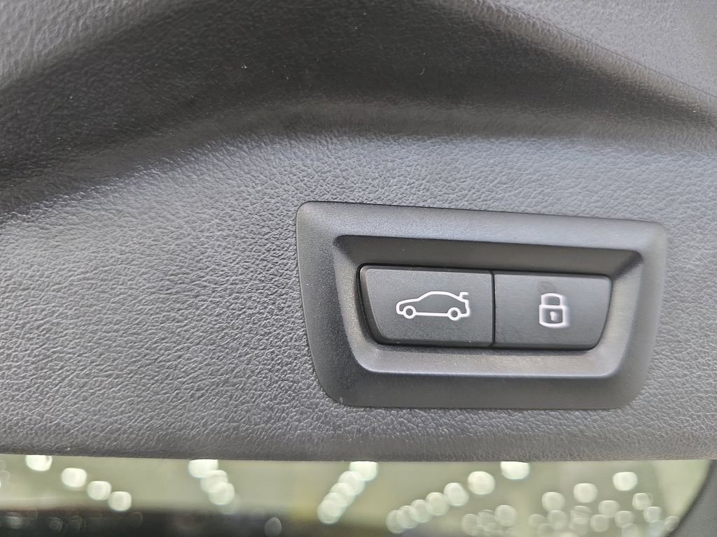 Certified Used 2024 Alpine White BMW sDrive40i image 21