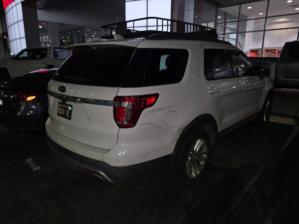 Used 2017  Ford XLT image 5