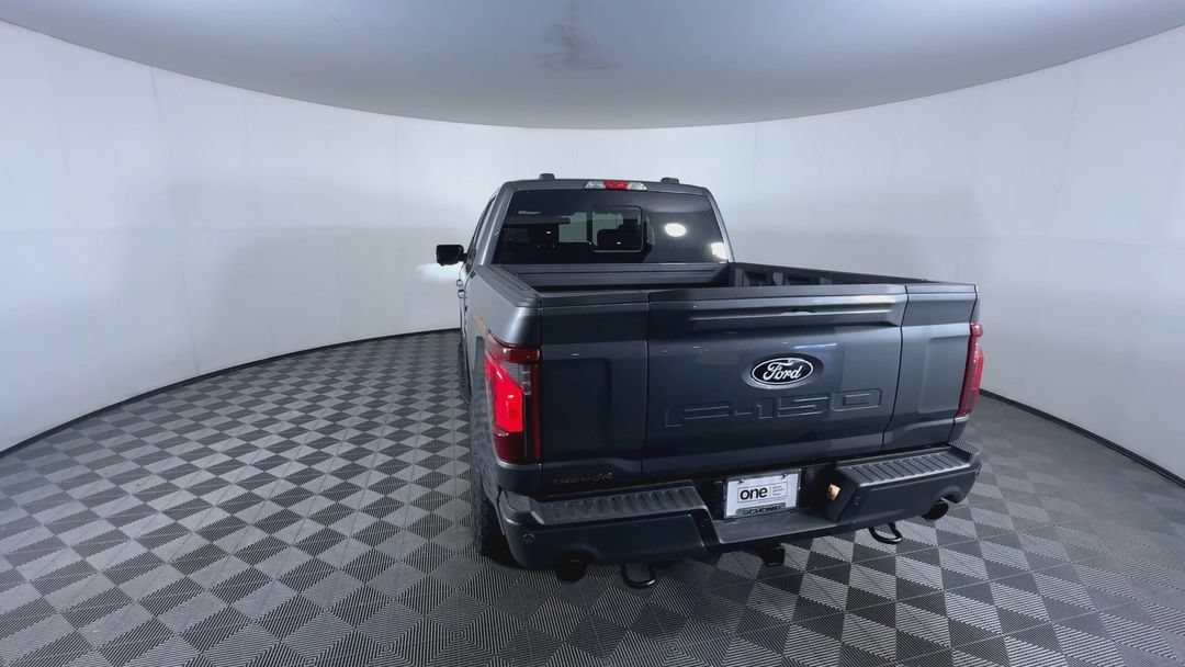 New 2026 Carbonized Gray Metallic Ford Tremor image 7