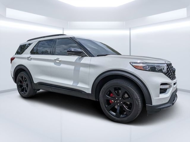 2023 Ford Explorer ST 4WD's photo