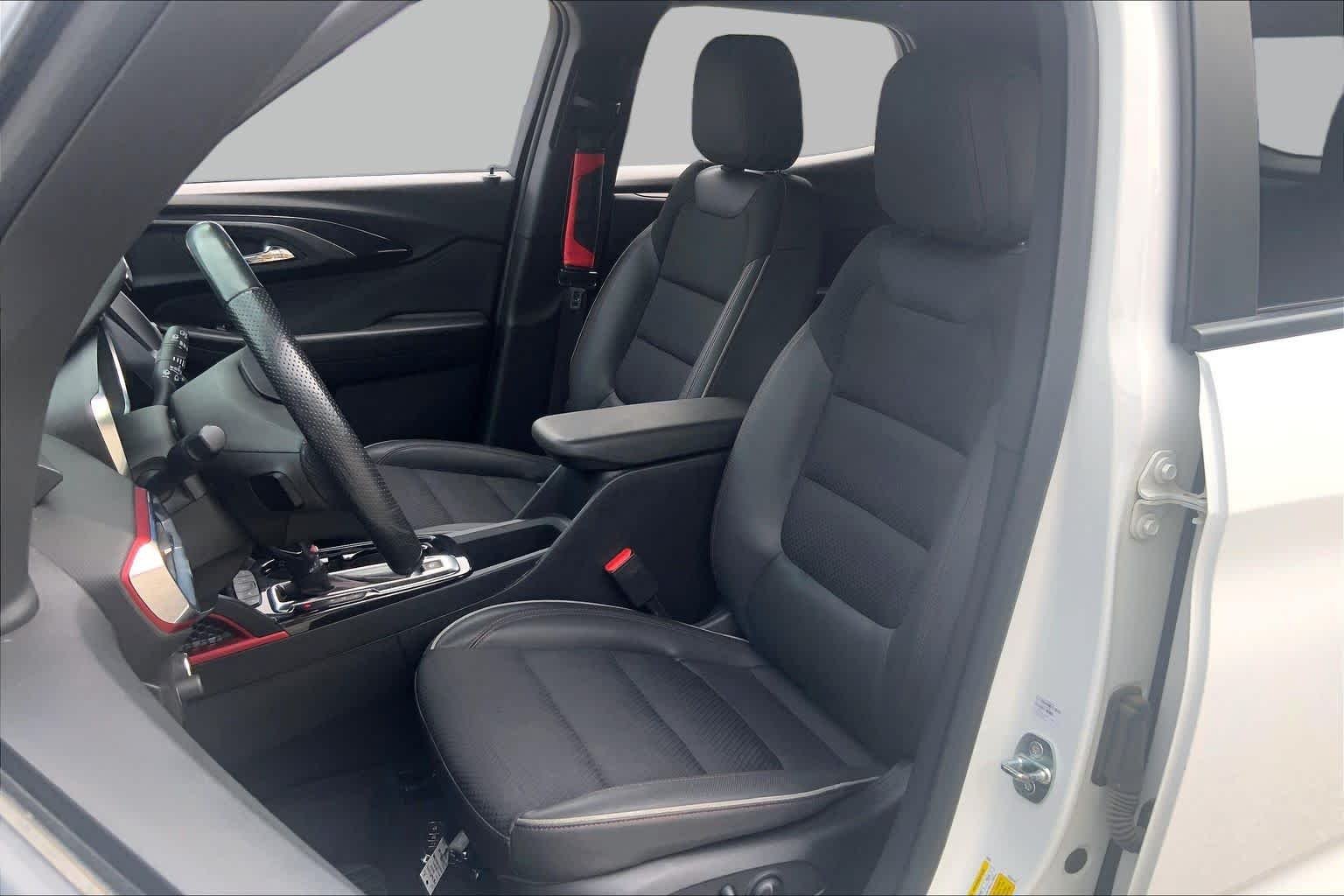 Used 2023 Summit White Chevrolet RS image 8