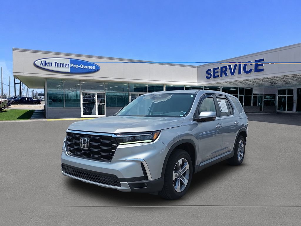 Used 2025 Lunar Silver Metallic Honda EX-L image 4