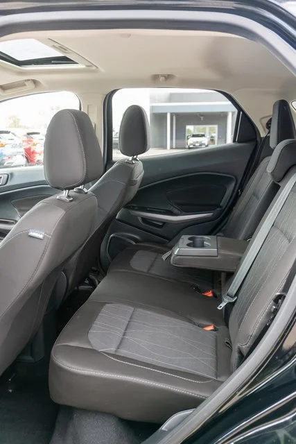 Used 2020 Black Ford SE image 11