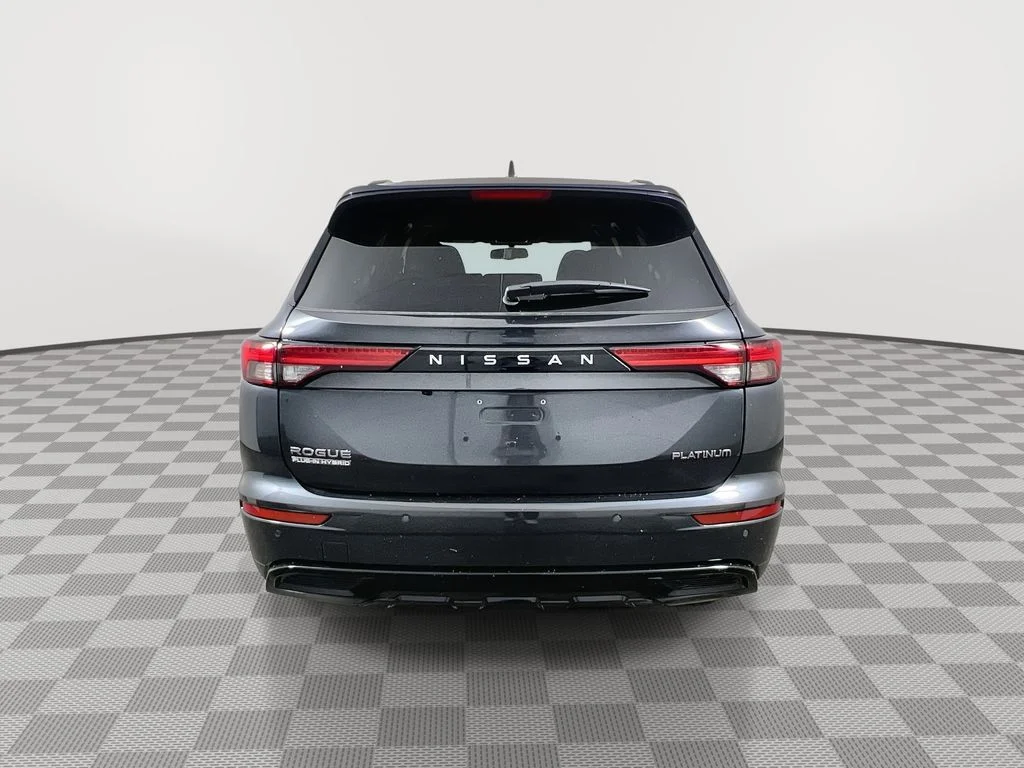 New 2026 Gray Nissan Platinum image 7