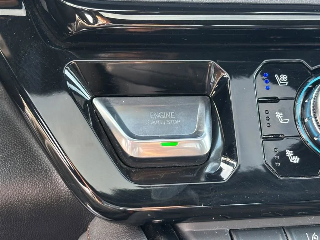 Used 2025 Thunderstorm Gray GMC AT4 image 19