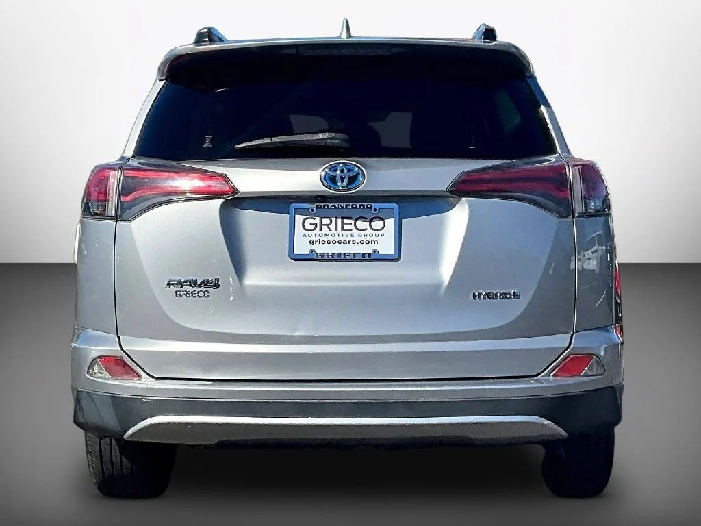 Used 2018 Silver Sky Metallic Toyota LE image 5