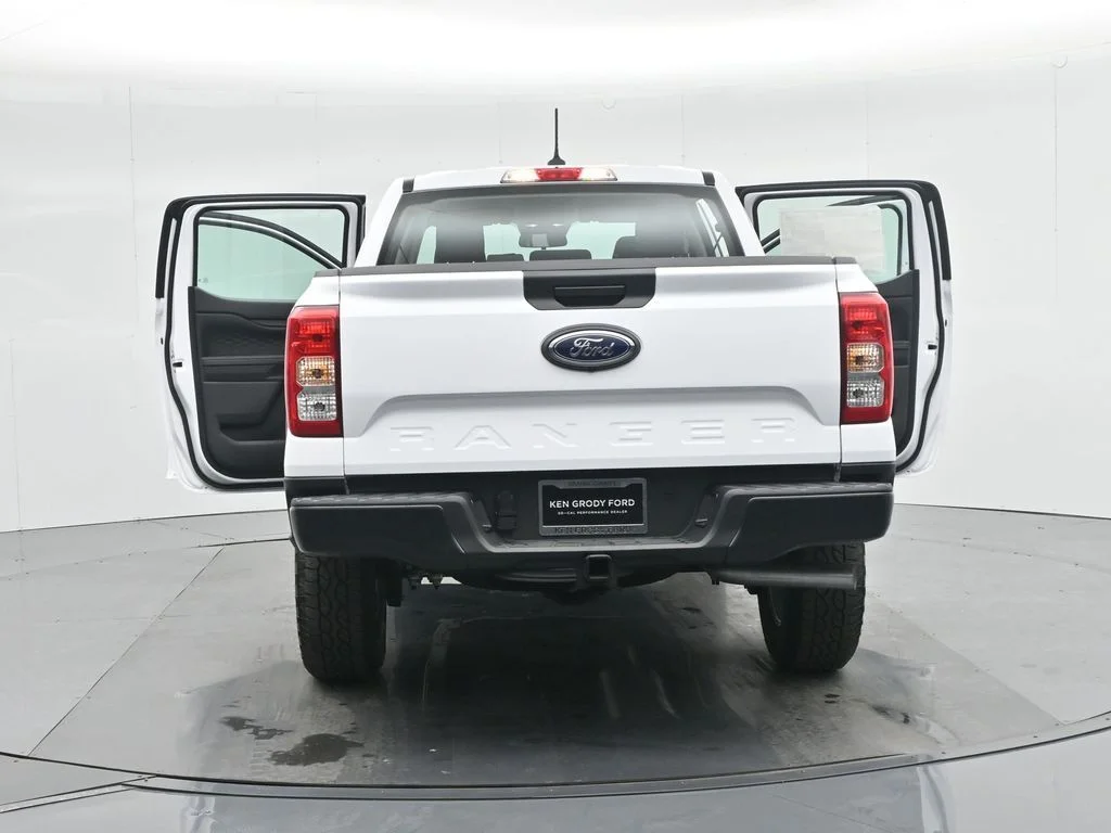 New 2025 White Ford XL image 30