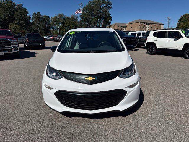 Used 2017 White Chevrolet LT image 16