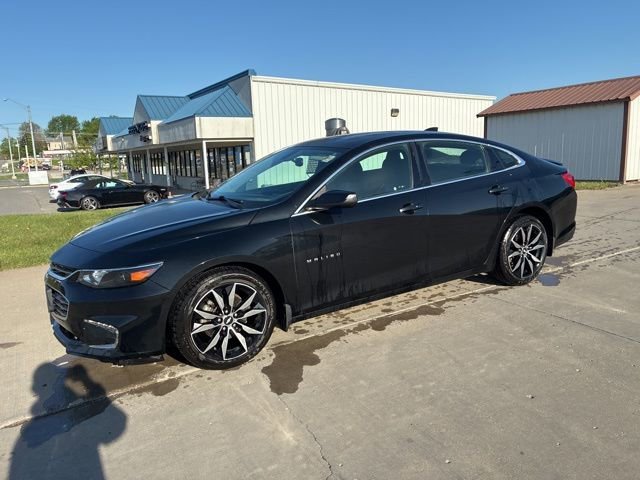 Used 2018 Chevrolet Malibu 1LT with VIN 1G1ZD5ST7JF101513 for sale in Kansas City