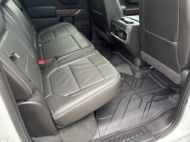 Used 2020 Iridescent Pearl Tricoat Chevrolet High Country image 16