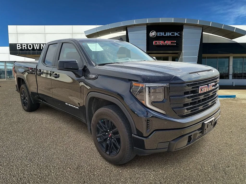 2023 GMC Sierra 4WD Double Cab Standard Box Pro's photo