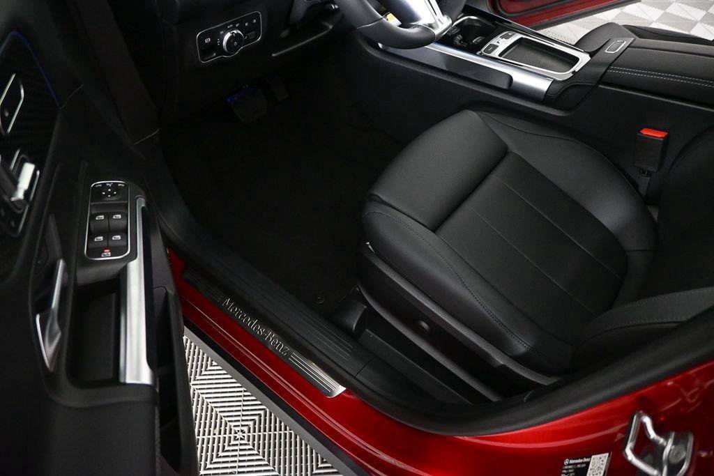 New 2026 MANUFAKTUR Patagonia Red Metallic Mercedes-Benz GLB 250 image 45